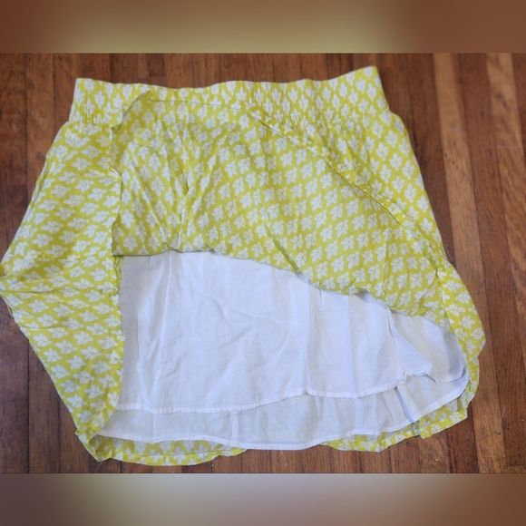 Old Navy skirt WITH POCKETS!!! Size Large - Picture 3 of 9